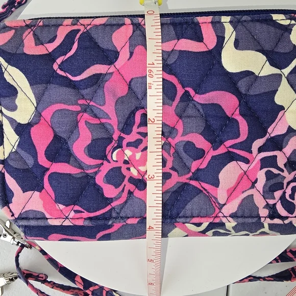 Vera Bradley Wallet Floral Pink & Blue Pre-Owned - Picture 11 of 11